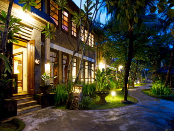 Bali, Seminyak, Desamuda Village